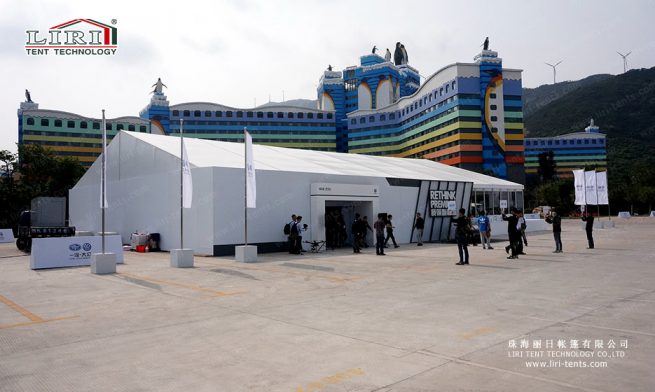 event tent with curtain