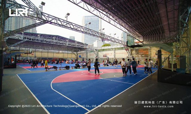 篮球场电动伸缩篷侧面图