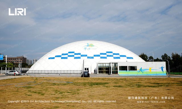 气膜体育馆正面图
