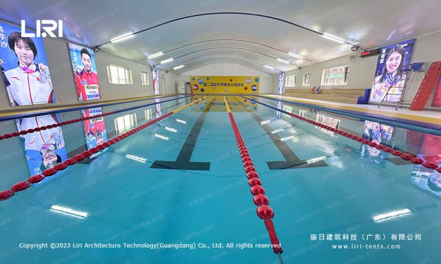 弧顶游泳池篷房内景图