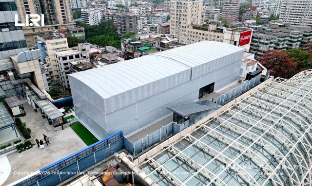 匹克球电动伸缩顶棚航拍图