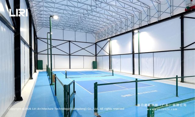 匹克球电动伸缩顶棚现场