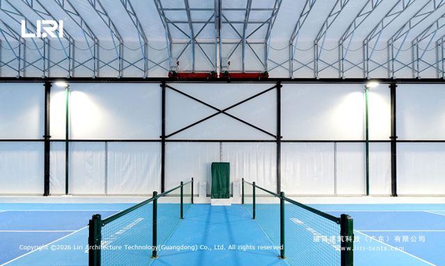 匹克球电动伸缩顶棚场地布局