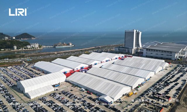 服博会展篷房外景航拍图