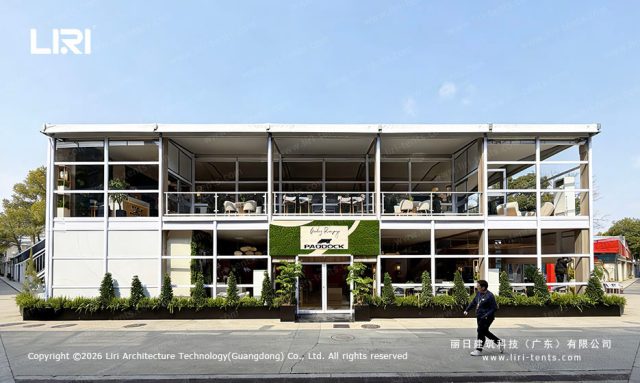 F1上海站双层气膜平顶篷房餐饮接待区