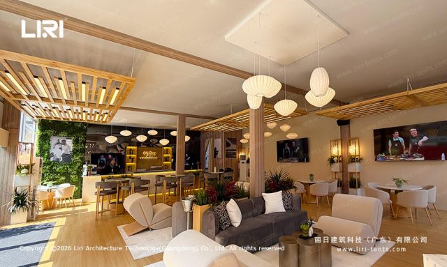 F1上海站双层气膜平顶篷房贵宾互动区