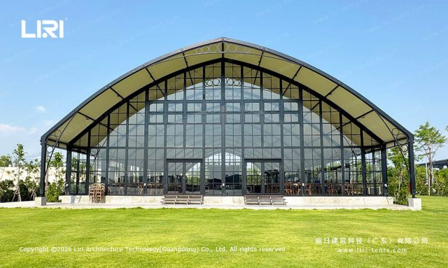 花园篷房草坪外景全景图