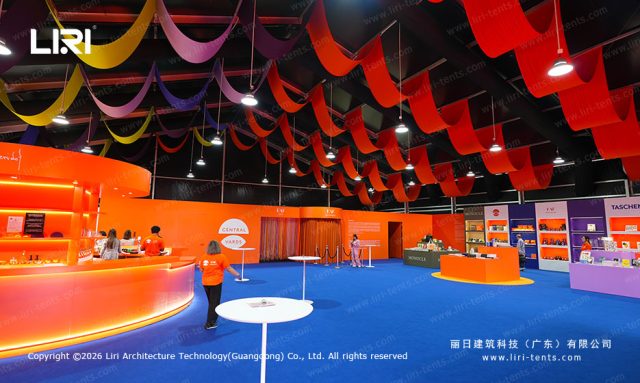 中环艺尝展会篷房现场