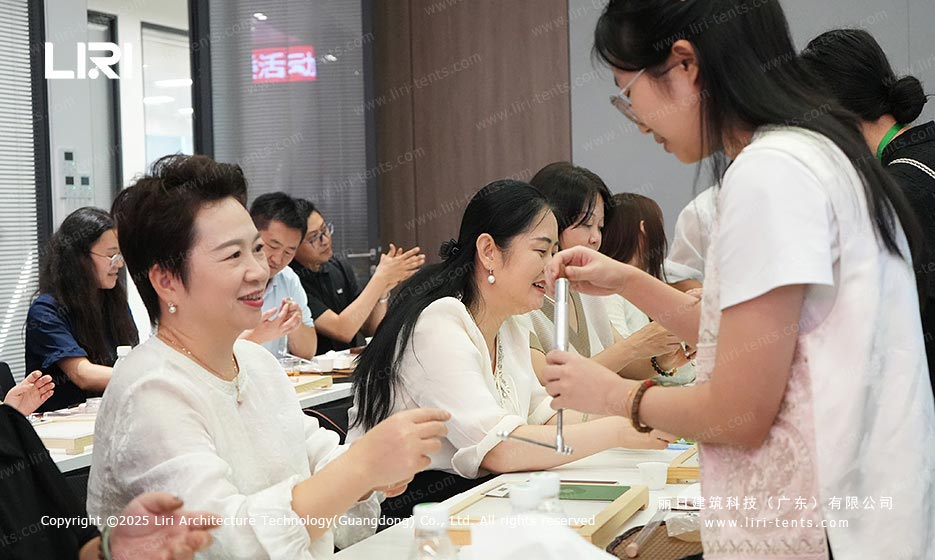 珠海市总工会女职委非遗制香体验现场