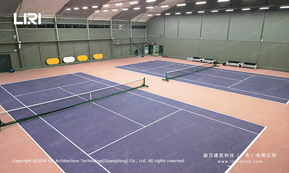羽毛球篷房室内网球场全景