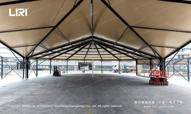 组合篷房内部钢架全景